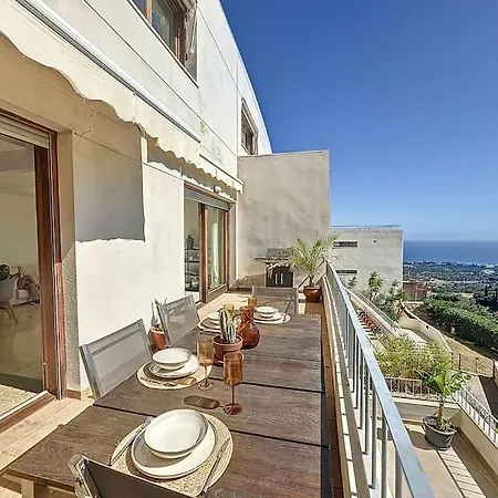 Bright Duplex In Lomas Monteros Daire *