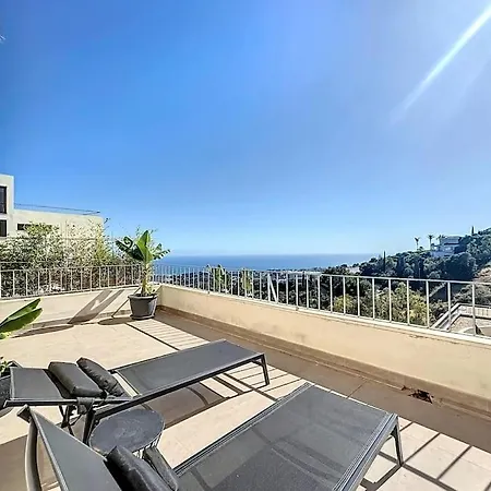 Daire Bright Duplex In Lomas Monteros *